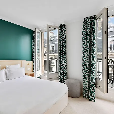 Elysees Opera Hotel
