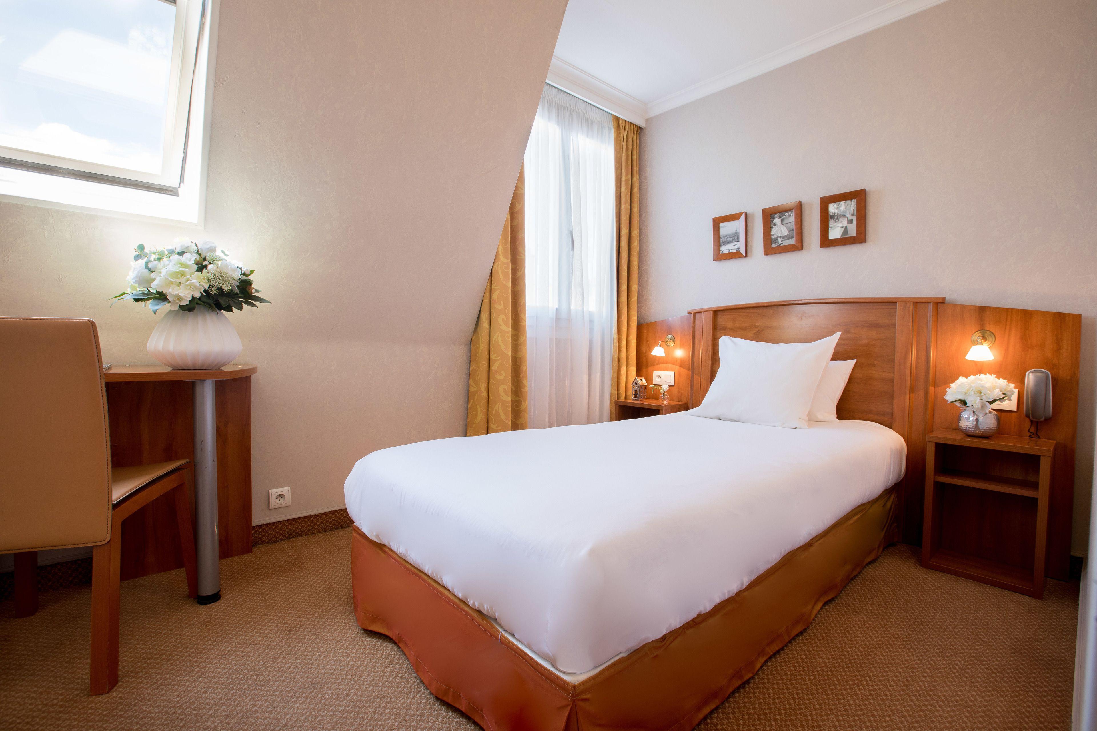 Hotel Elysees Opera Parigi