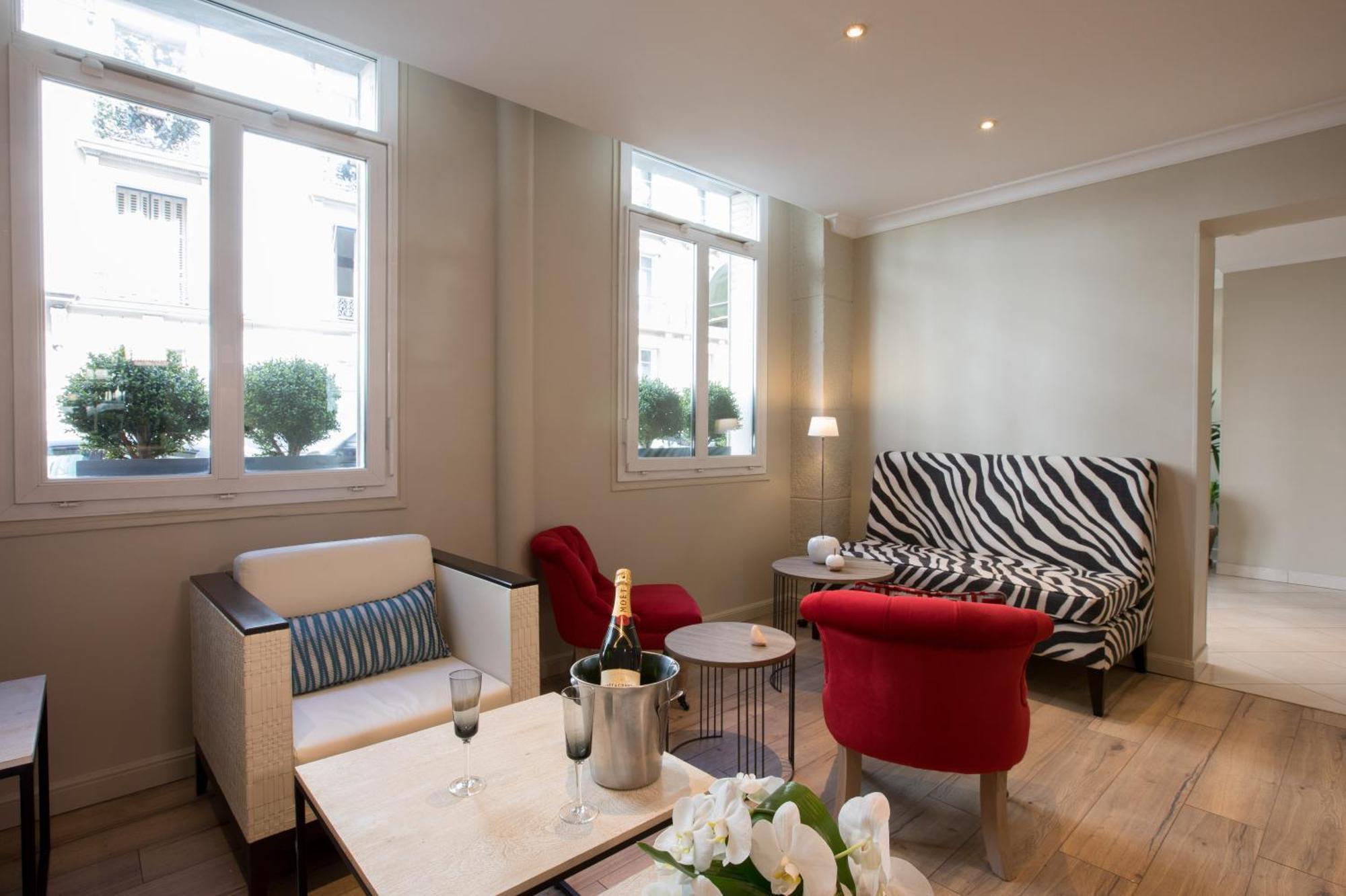 Elysees Opera 4*